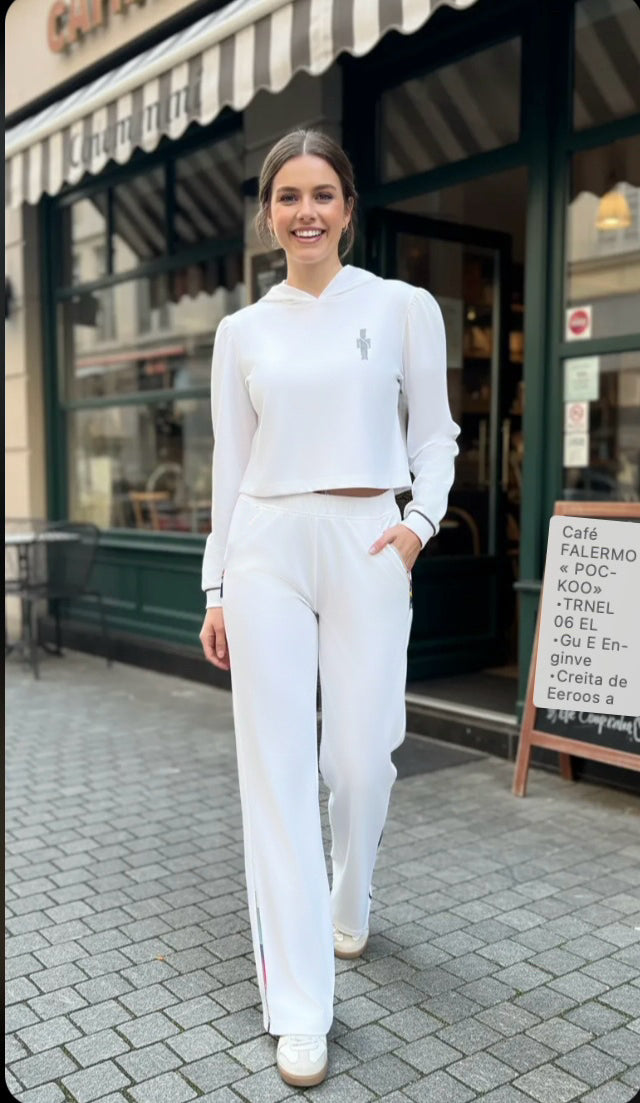 Detalle conjunto deportivo After Duo activewear